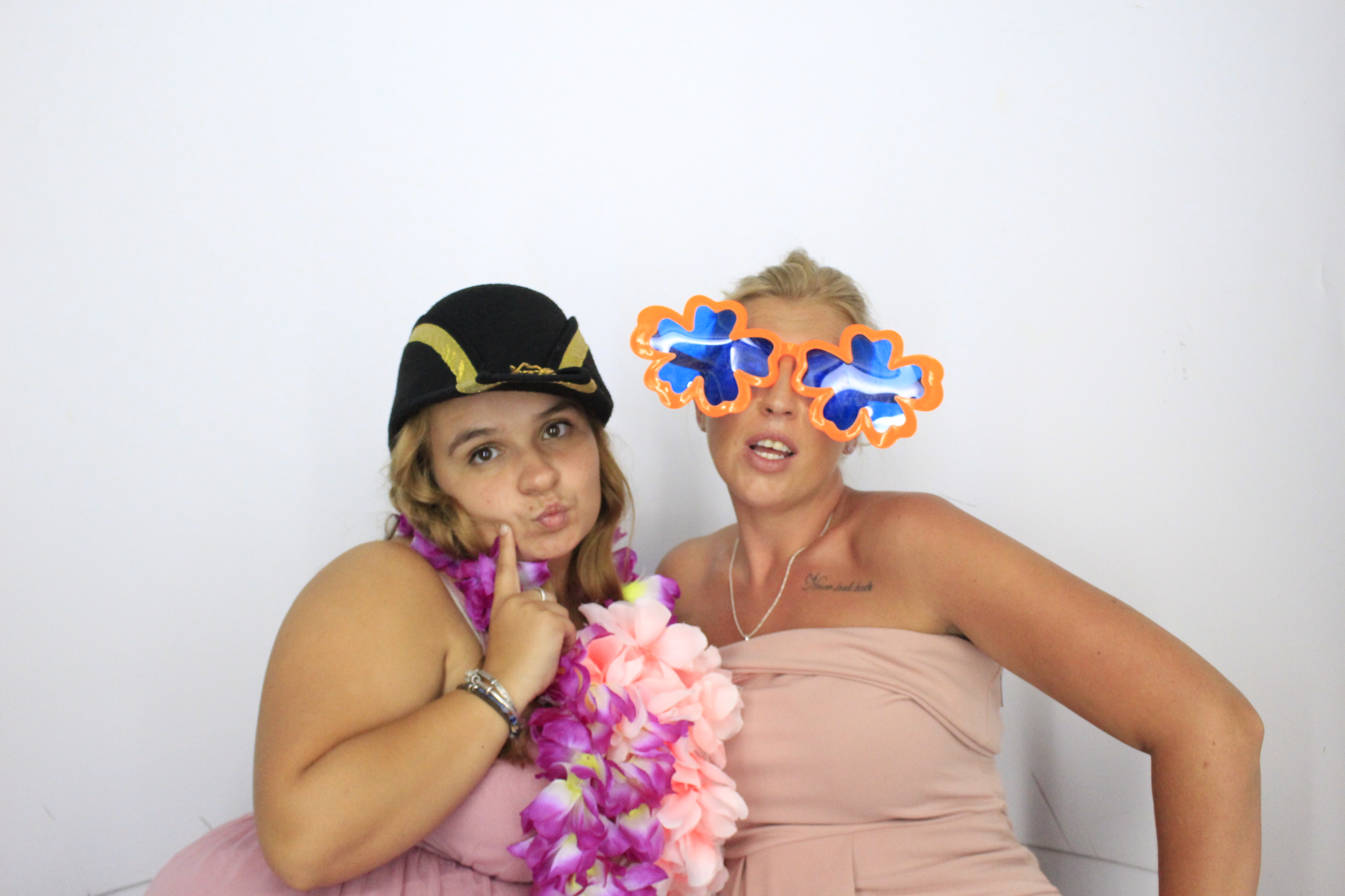 Matthew and Bethany’s Wedding | View more photos from the event at gallery.myphotoboothexperience.co.uk/u/MyPhotoBoothExperienceLtd/Matthew-and-Bethany’s-Wedding